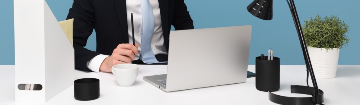 employee-staff1-custom.jpg